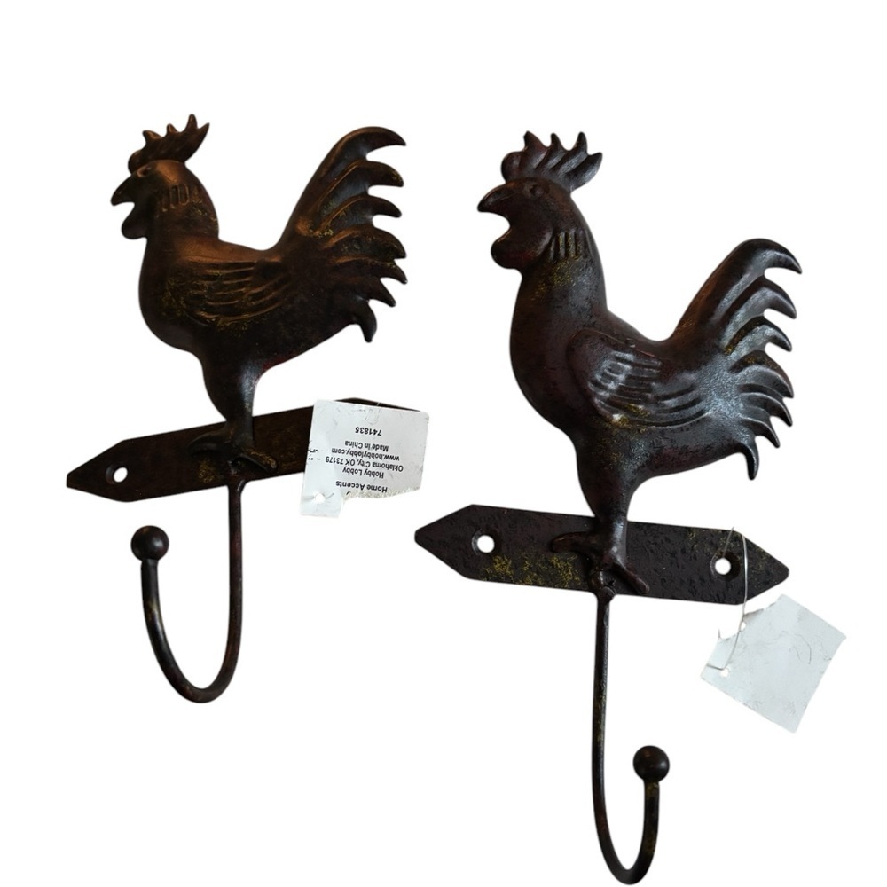 Distressed Metal Rooster Coat Hooks Set 2 Brown Rusty 9”HX6”L Home Kitchen Decor